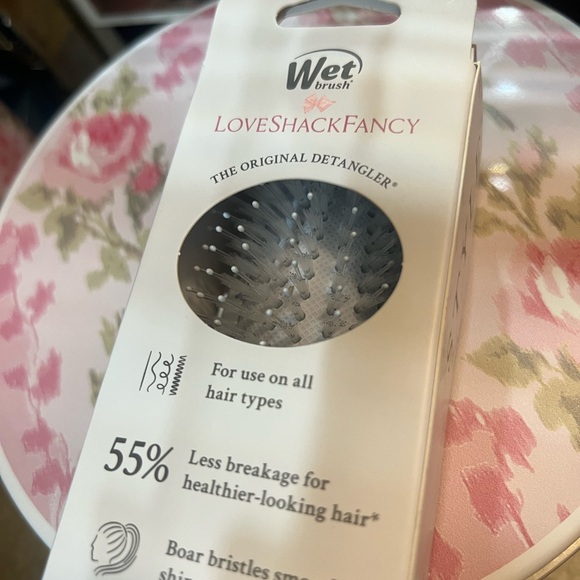 Goody Wet Brush X LoveShackFancy Mini Smooth Styler - English Ivy main image 3